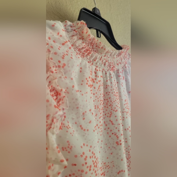 CeCe Elastic Neck Flutter Sleeve Blouse - Picture 7 of 8